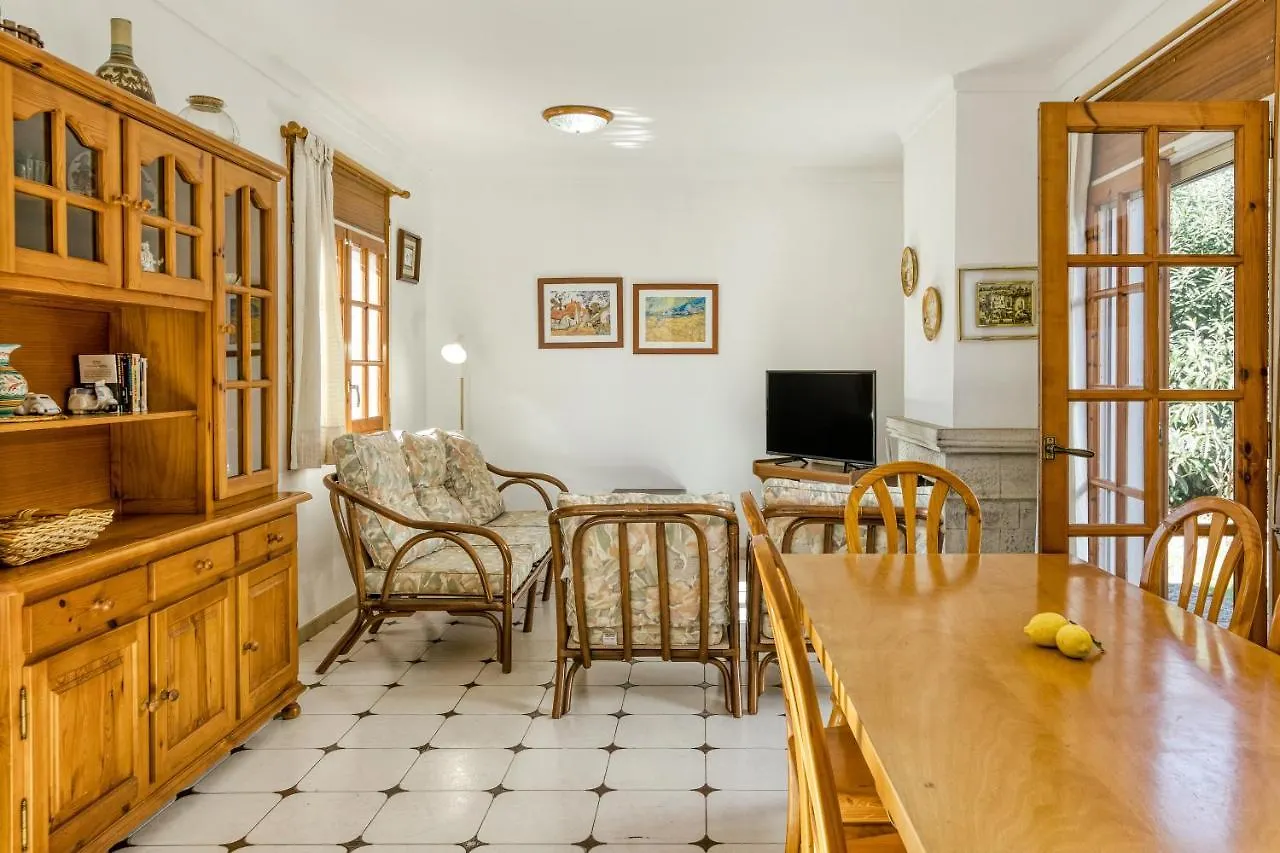Holiday home Villa La Flor Con Piscina L'Escala