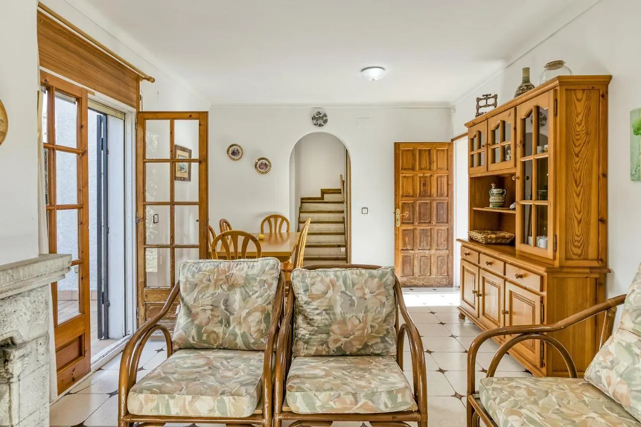 Villa La Flor Con Piscina L'Escala Holiday home