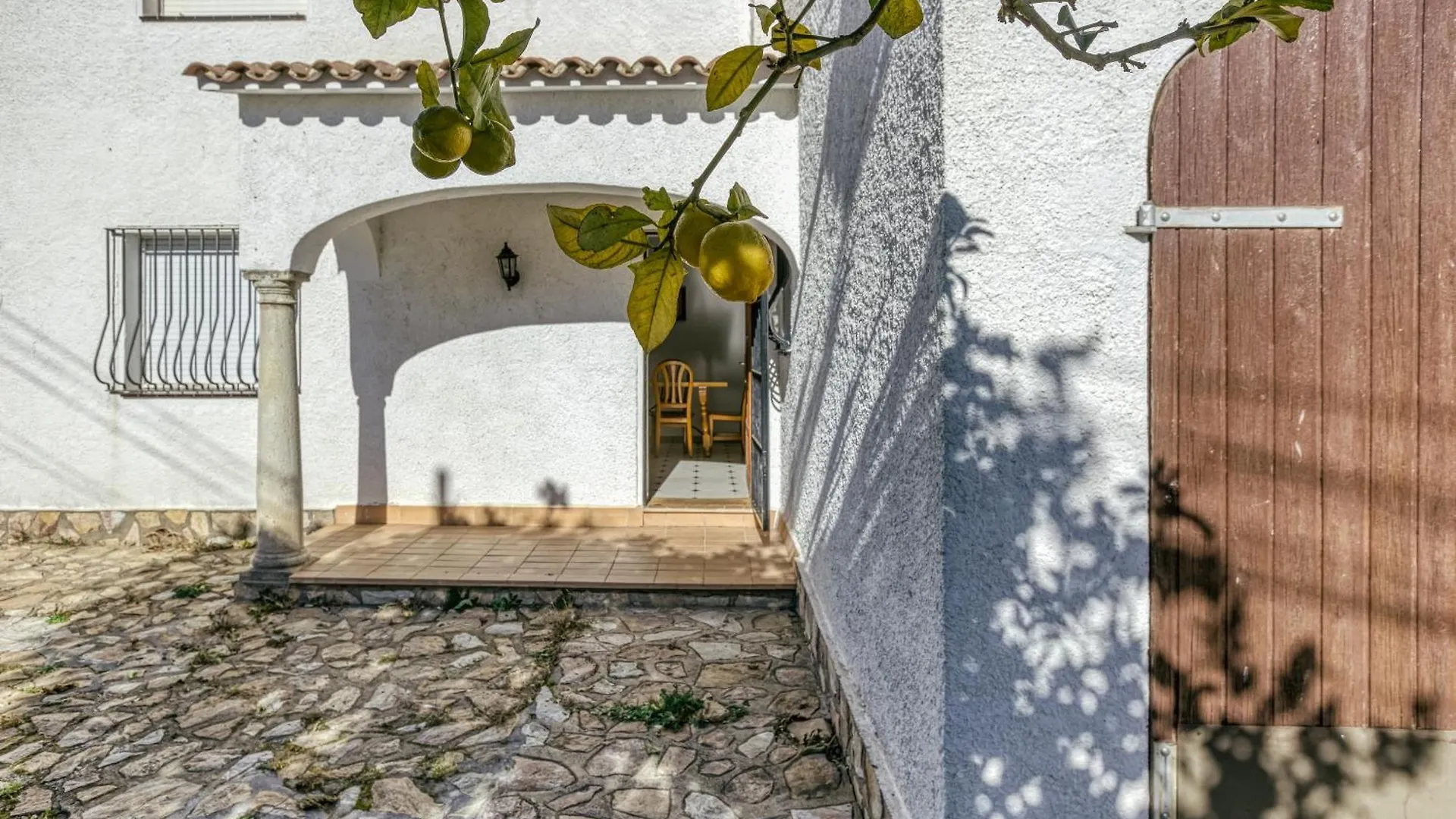 Villa La Flor Con Piscina L'Escala