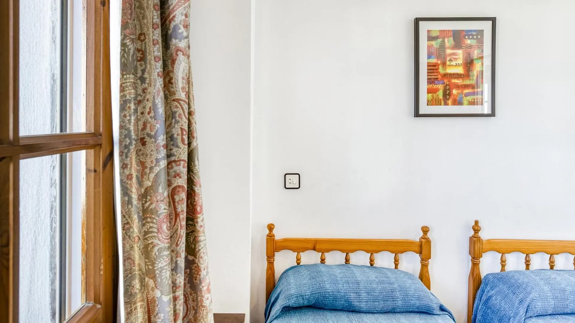 Villa La Flor Con Piscina L'Escala Spain