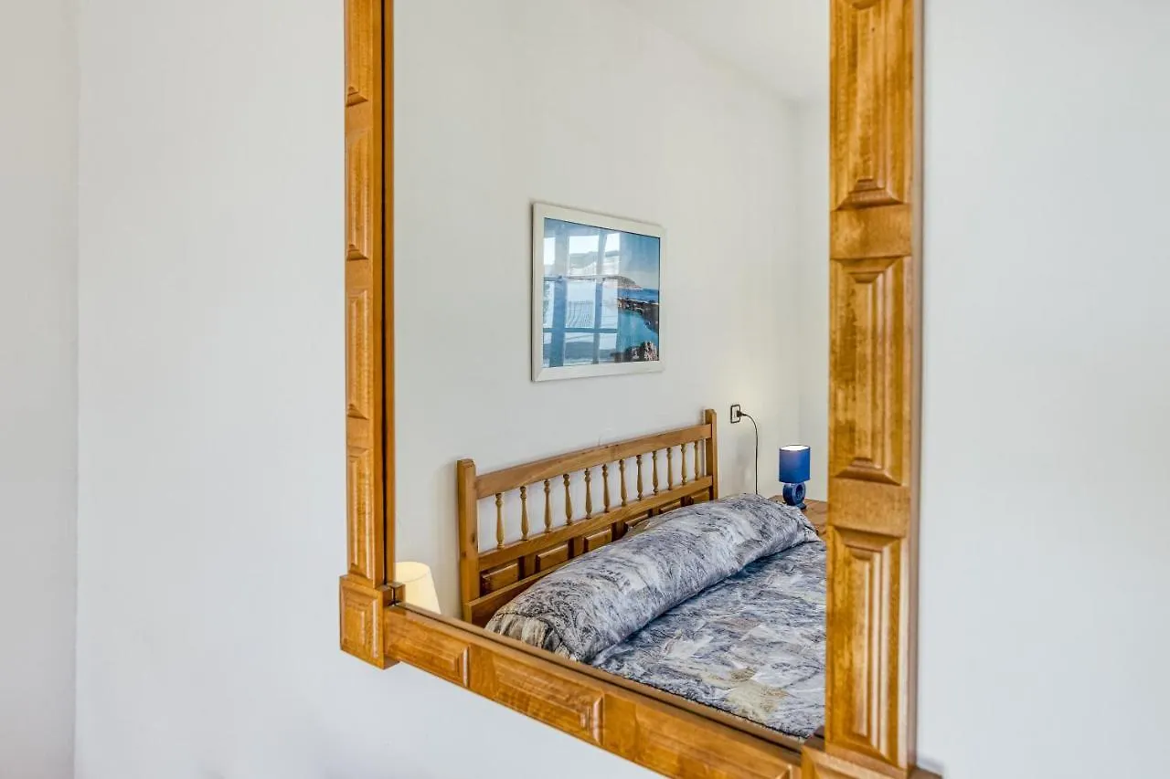 Villa La Flor Con Piscina L' Escala Španělsko